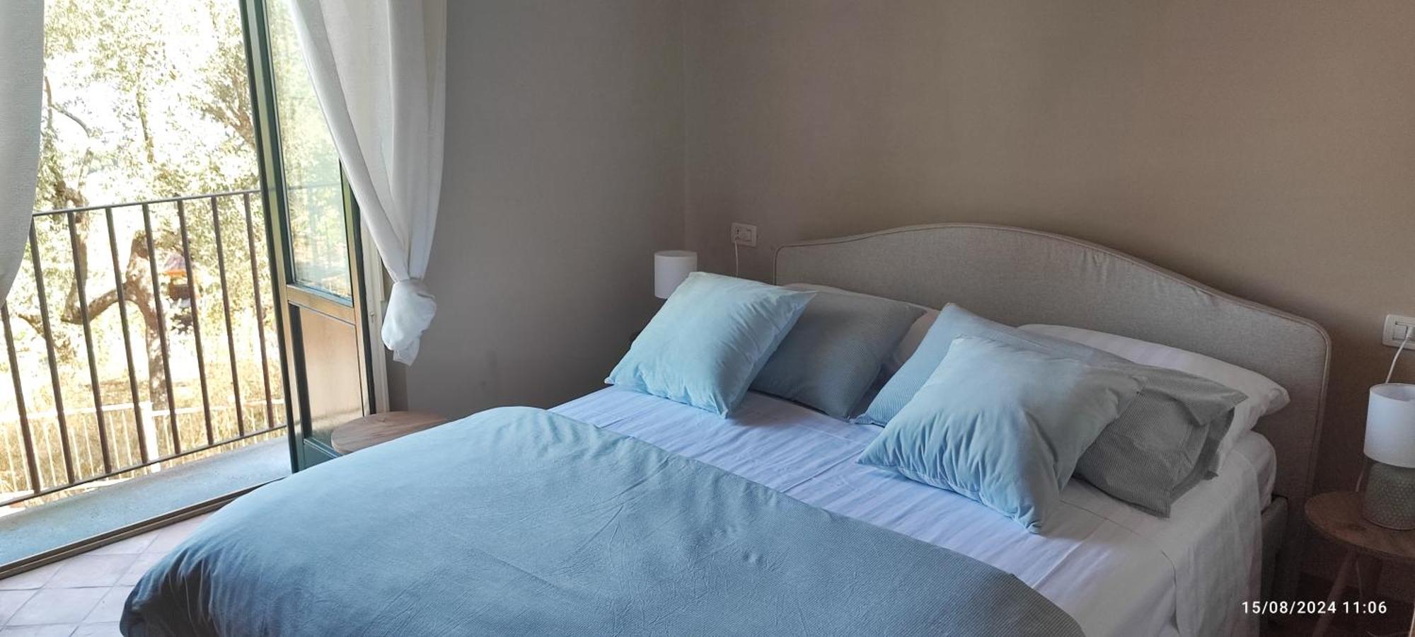 Lally'S Garden Bed & Breakfast ซอร์เรนโต ภายนอก รูปภาพ